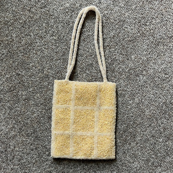 Lord & Taylor Butter Yellow Cream Beaded Mini Purse Hand Bag Magnetic Snap Close - Picture 1 of 10